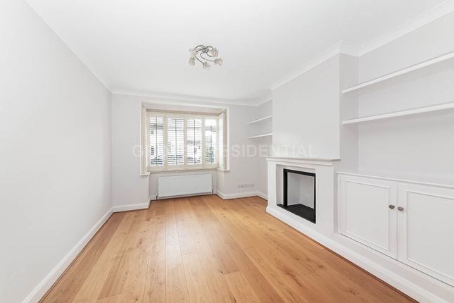 6, Myrtle Grove, New Malden photo 4