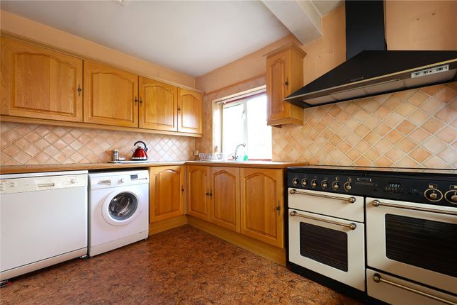 33, Sherrards Green Road, Worcestershire photo 4