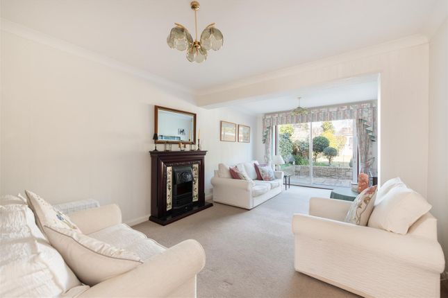 48, Sheringham Avenue, London photo 2