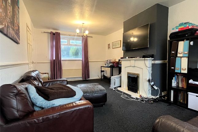 81, Newton Crescent, Manchester photo 4