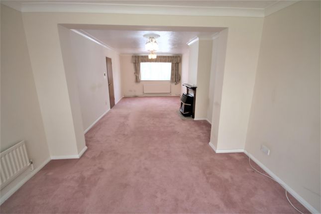 Property to rent in Rochester Avenue, Canterbury