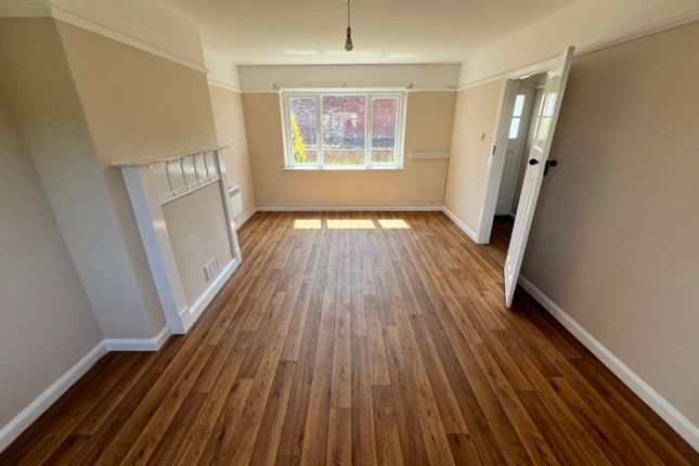 2, Lower Marshfield Road, Minehead photo 3