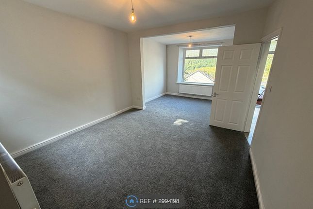 Clarence Street, Mountain Ash photo 4