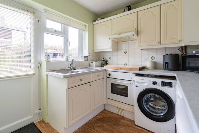 81, Faversham Road, Whitstable photo 4