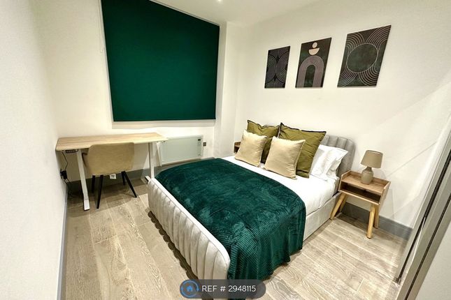 Flat  Granby House, Granby Row, Manchester photo 2
