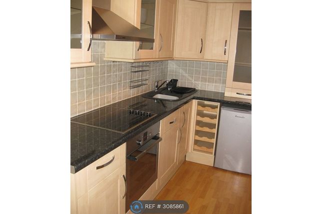 Guilford Avenue, Surbiton photo 4
