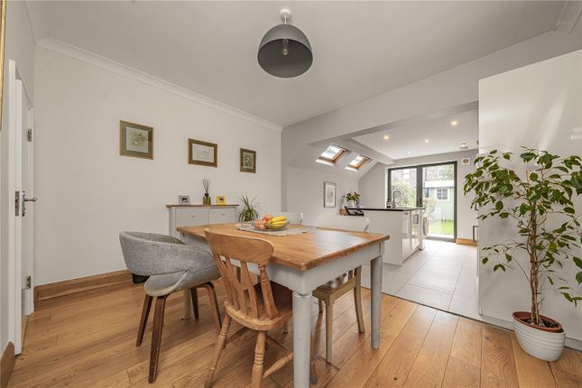 121, Linkfield Road, Isleworth photo 2