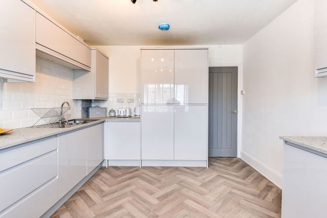Room 2, 9, Stocker Road, Bognor Regis photo 5