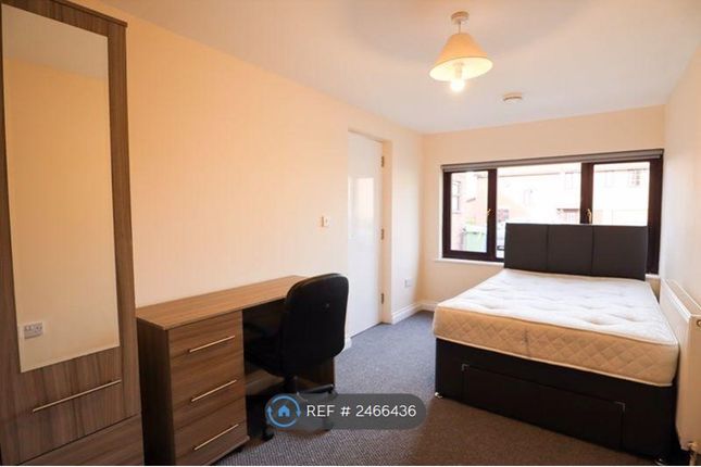 Bedroom 1 - Ensuite