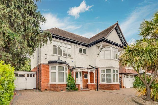 Thumbnail Detached house to rent in Avondale Road, Bromley