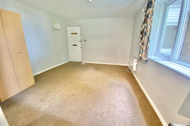 17 Brocket Court Vincent Road, Luton photo 2