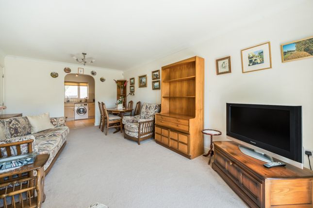 14, Chairmans Walk, Denham Garden Village photo 3