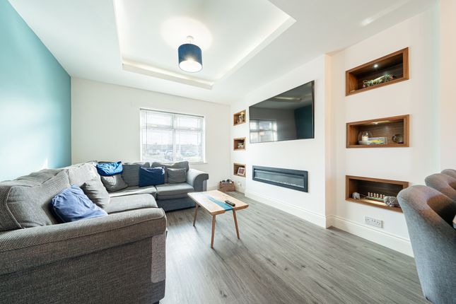 15 Compass Road, Leicester photo 2