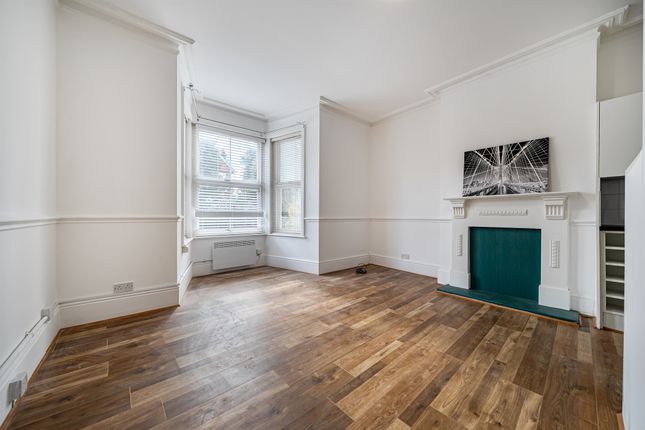 Flat 6, Flint Lodge, Ray Park Road, Maidenhead photo 3