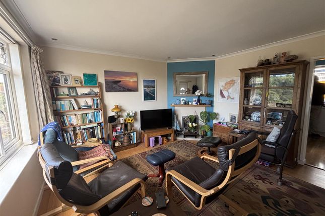 43, Kings Way, Lyme Regis photo 2