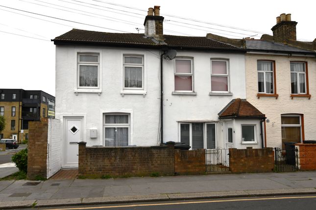 Thumbnail End terrace house for sale in Gloucester Road, Croydon