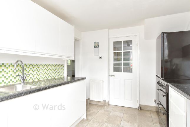 84, Sundridge Drive, Chatham photo 4