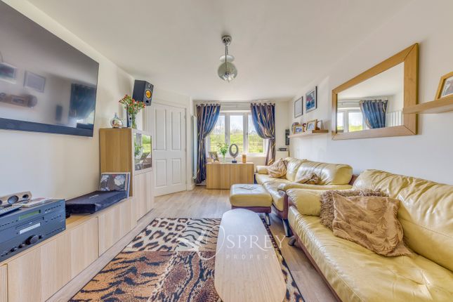18, Yates Close, Northamptonshire, NN17 photo 4