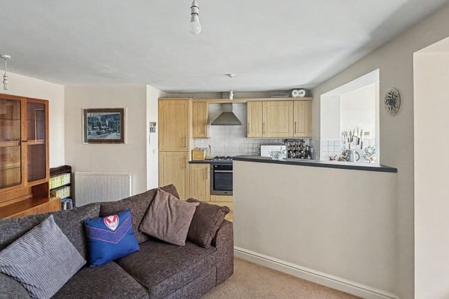 Willow Tree Court,Apartment 18, Crow Wood Lane, Widnes photo 2
