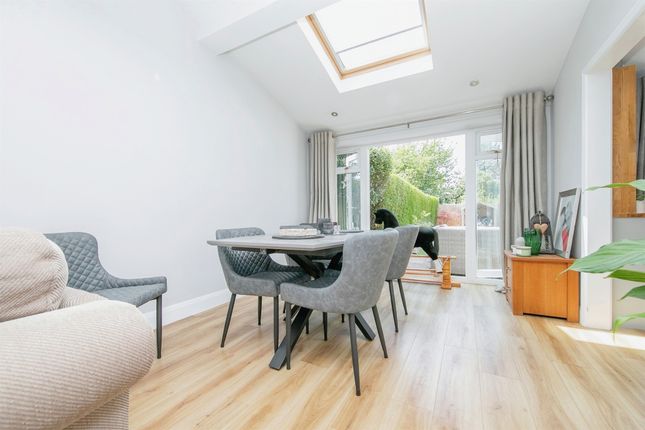 228, Colchester Road, Ipswich photo 4