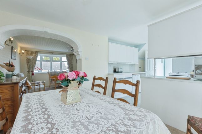 61, Elizabeth Road, Leicester photo 4