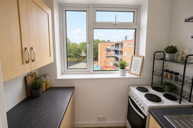37B, Viceroy Court,37b, High Street South, Dunstable photo 5