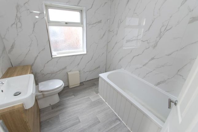 32A, Harlestone Road, Northampton photo 4