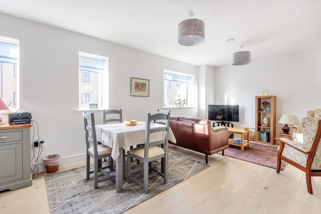 Flat 5, Harris Court, 57, Lansdown Road, Cheltenham photo 4