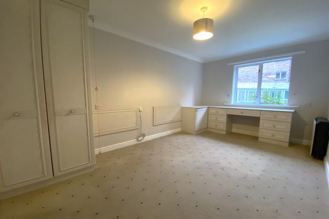 Flat for sale in Victoria Road, Wilmslow