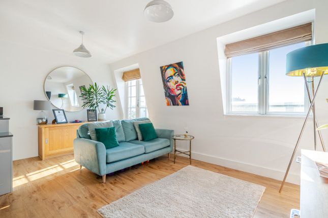 23, Nautilus, Worthing photo 2
