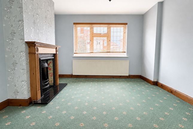 161, Carter Drive, Collier Row photo 2