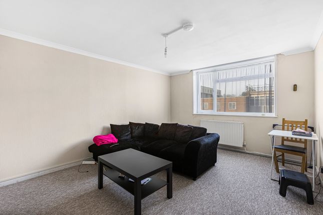 Flat 4, Fareham House, Hemel Hempstead photo 2