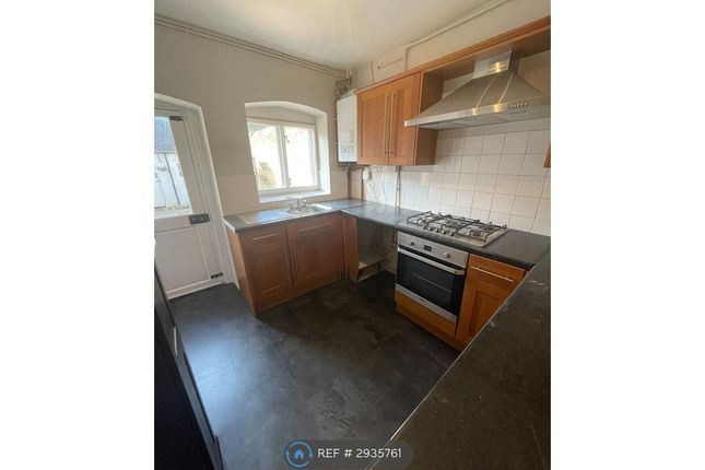 The Old School House, St Johns Street Farncombe, Godalming photo 5