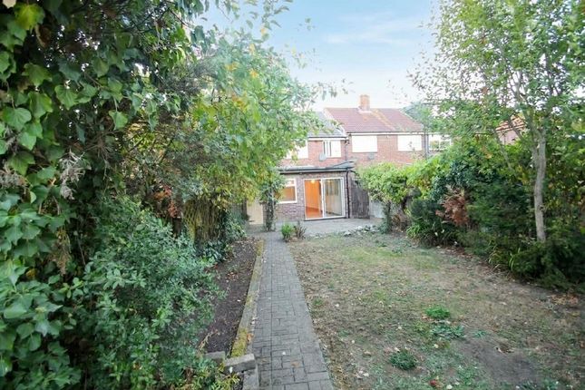 36 Hertford Road, Barnet photo 4