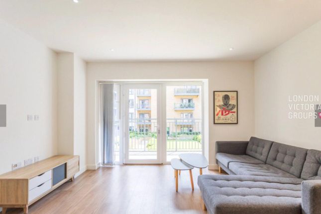 Flat 40, Fermont House, 15 Beaufort Square, LONDON photo 4