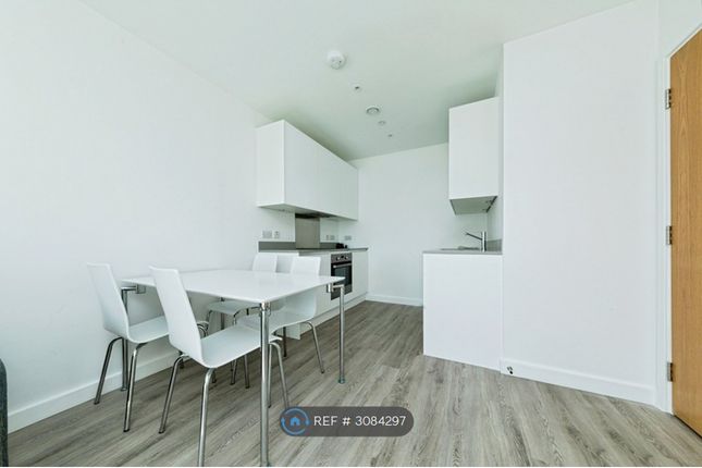 Addiscombe Grove, Croydon photo 4