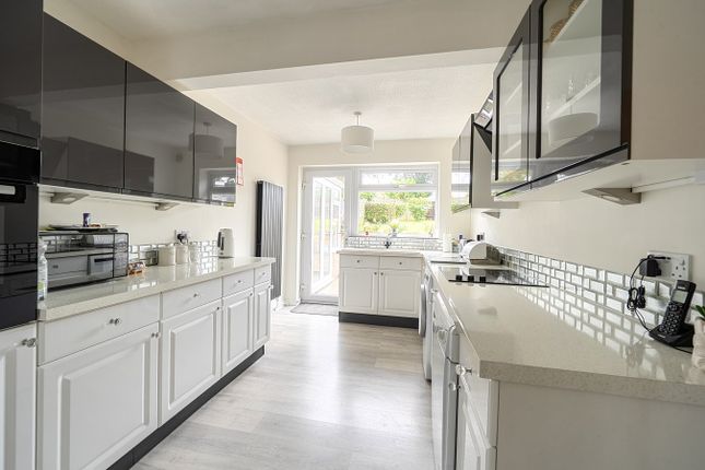 15, Fullerton Road, Lymington photo 4
