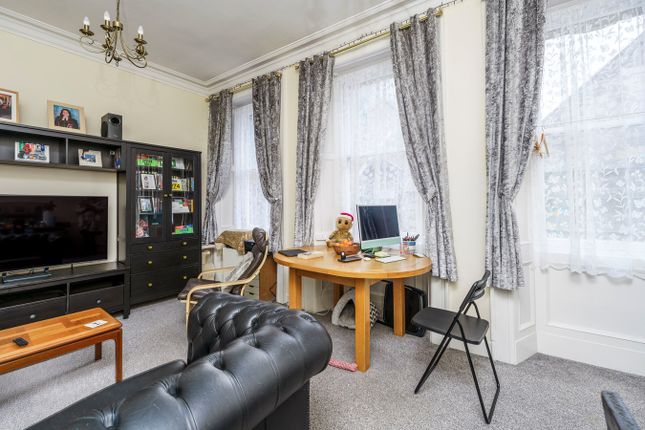 Thumbnail Flat for sale in Guildhall Street, Dunfermline