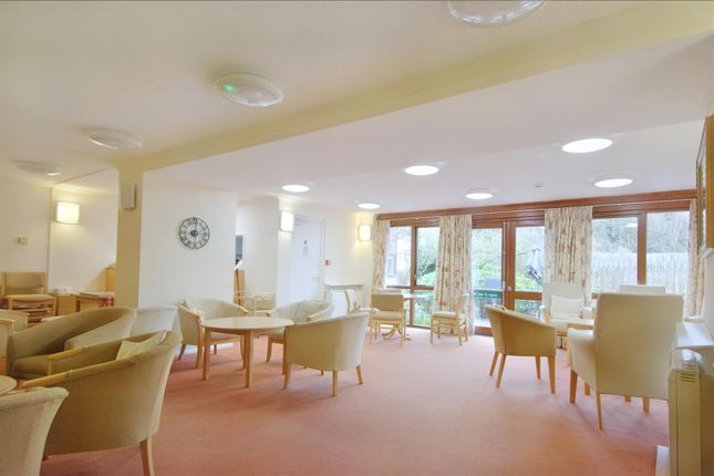 Flat for sale in Sandby Court, Beeston, Nottingham