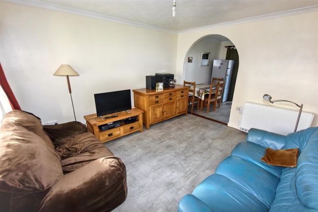 21, West Trevingey, Redruth photo 3