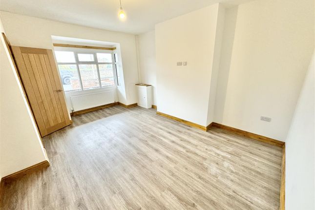 Crow Hill Lane, Mansfield photo 5