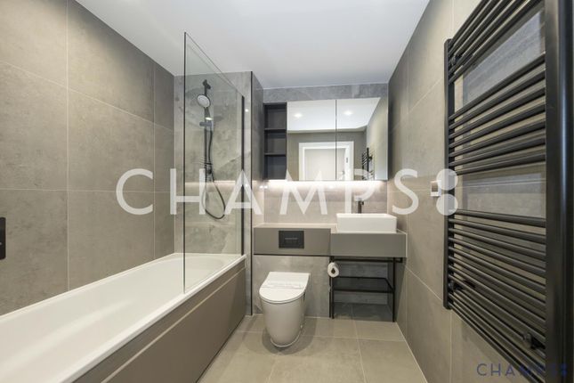 24 Darter House, Anax Street, London photo 4