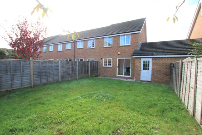 32, Dunstans Drive, Wokingham photo 4