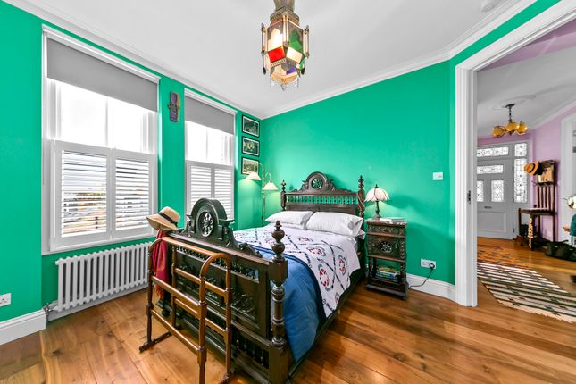 Flat for sale in Onslow Avenue, Richmond