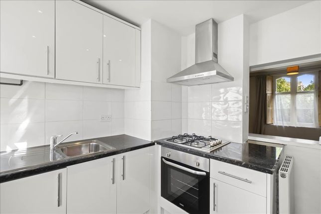 35, Diprose Lodge, Wandsworth photo 5