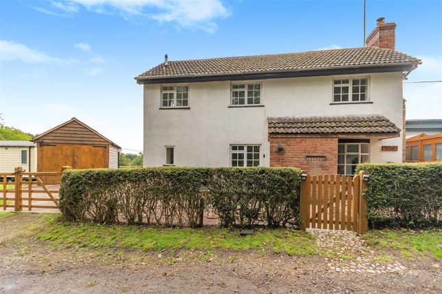 3-bed house on Woodview Cottage, Newent, £430,000