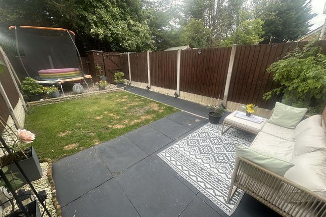23, Regency Gardens, Chorley photo 2