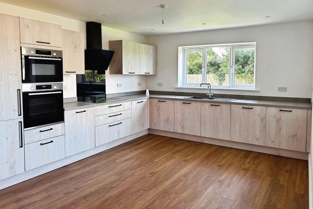 3, Ramblers Way, Hereford photo 3