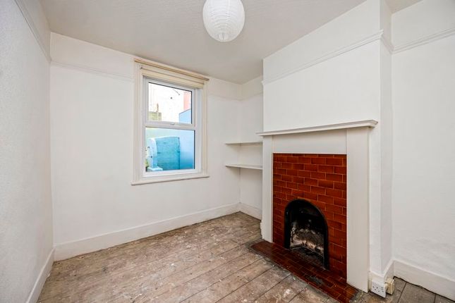 66, Whichelo Place, Brighton photo 4