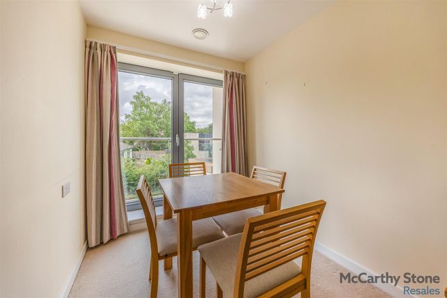 30 Merrilees Gate, 50 Baberton Avenue, Juniper Green photo 3